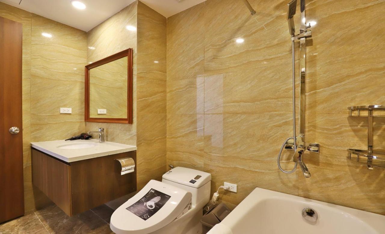 Luxe Paradise Suites Tay Ho Hanoi Bagian luar foto