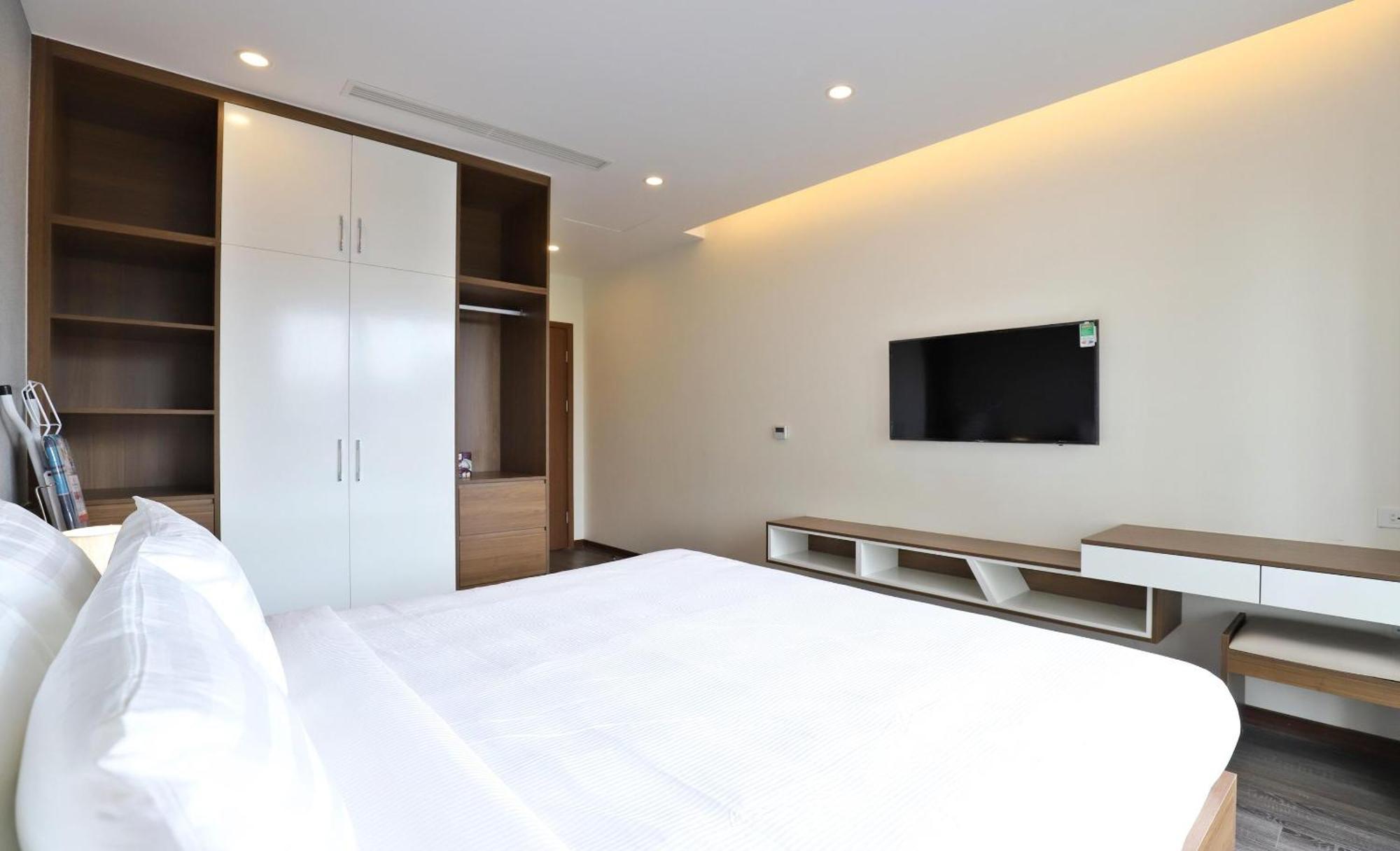 Luxe Paradise Suites Tay Ho Hanoi Bagian luar foto